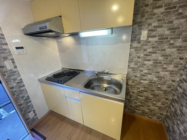 ベルクルールのキッチン|ガスコンロ二口あります