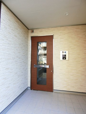 【エントランス】 | Emergence Ⅴ | 清潔なエントランスです
