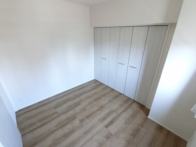 椿荘の洋室