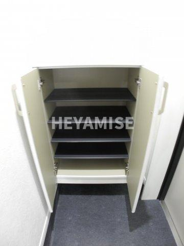 ヴィオラ寄合町の玄関|※同タイプ別フロア