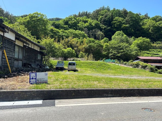 伊那市高遠町長藤栗田　土地の外観