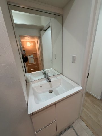 中山荘園　LOHAUSの洗面所