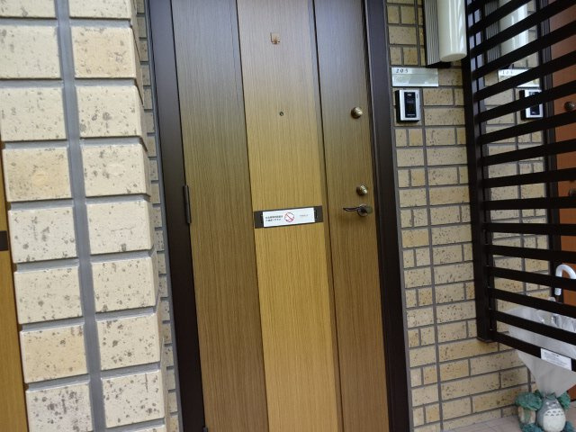ローテローゼ恵比須の玄関