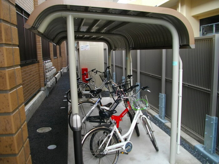 セレッソ ソレアードＮのその他共用部分|屋根付駐輪場