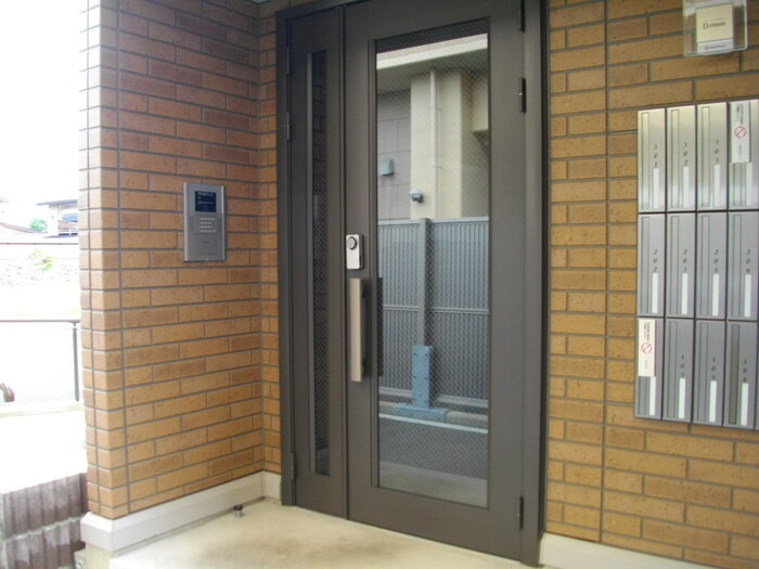 セレッソ ソレアードＮのエントランス|エントランスオートロック