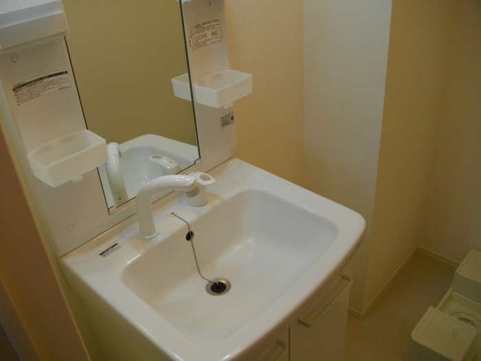 セレッソ ソレアードＮの独立洗面台|洗髪洗面化粧台