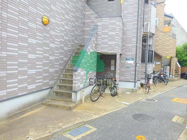 エレガンテ住吉3のエントランス