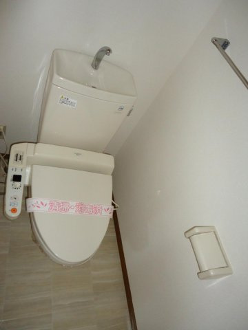 パルティールのトイレ|103温水洗浄暖房便座