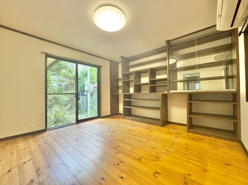 京田辺市大住責谷の居間・リビング