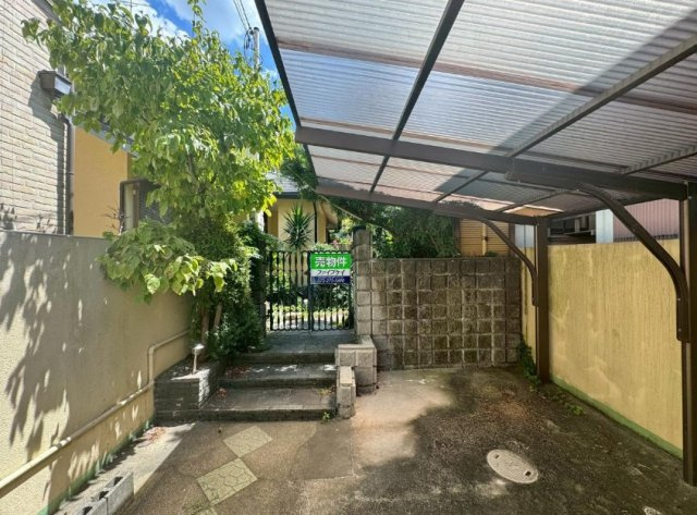 京田辺市大住責谷の駐車場