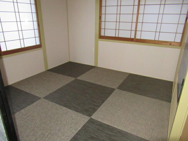 高知市一宮中町貸家の和室| 