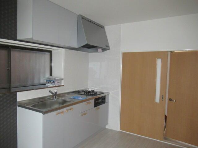 高知市一宮中町貸家のキッチン| 