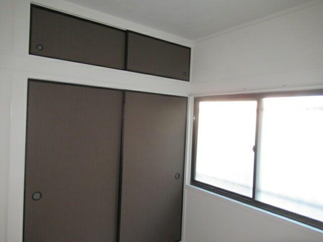 高知市一宮中町貸家の収納| 