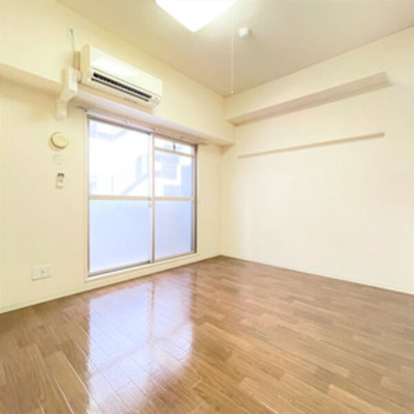 プランドール名駅の居間・リビング