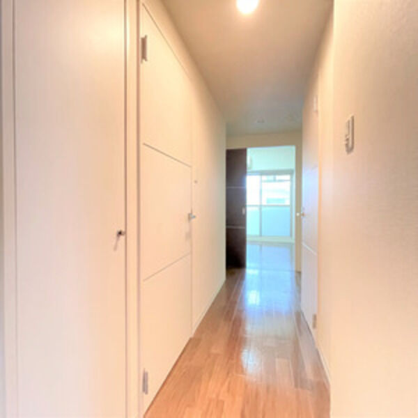 プランドール名駅の玄関