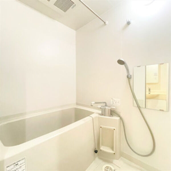 プランドール名駅の浴室