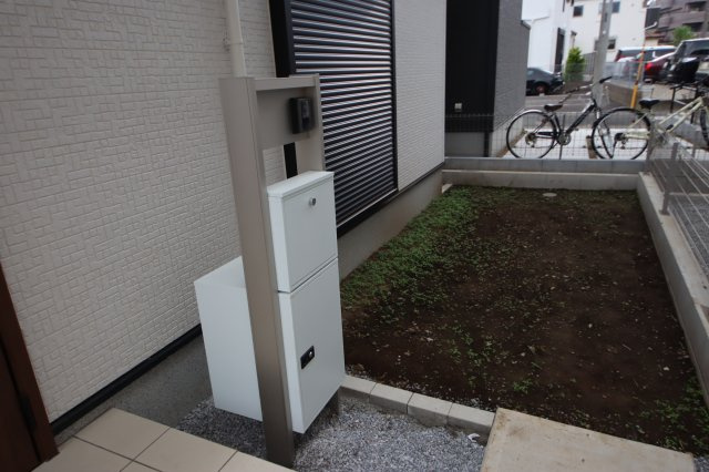 《仲介手数料無料》緑区道祖土４丁目28-1(5号棟)新築一戸建てリナージュのセキュリティ|撮影日 2025年4月28日 14:30 曇り