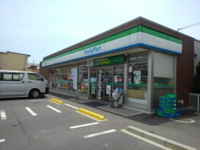 セントラルヒルズの周辺|ファミリーマート光中央２丁目店まで1200m