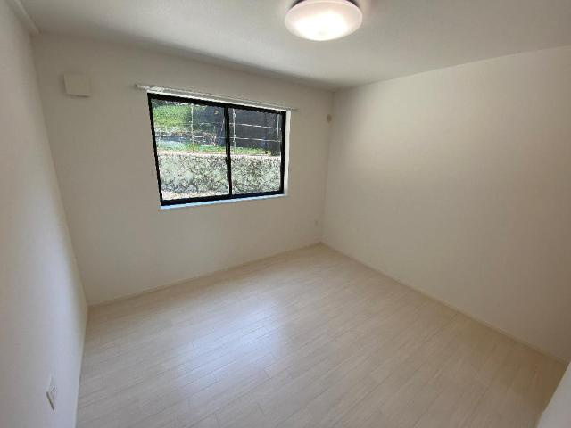 フェイト　デラ　フォレスタの内装|洋室