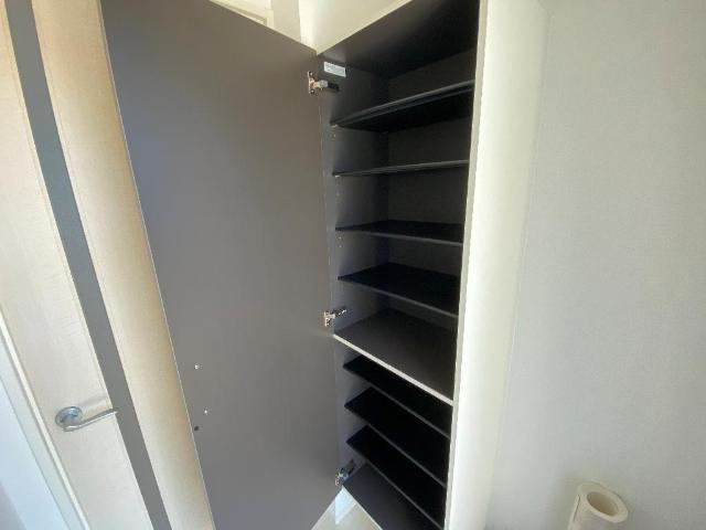 フェイト　デラ　フォレスタの収納|下駄箱