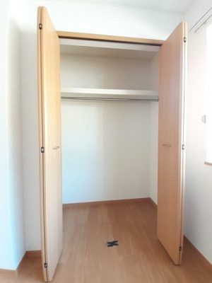 【収納】 | ノイ・ブローテＡ | こまごまとしたものを収納できそうですね