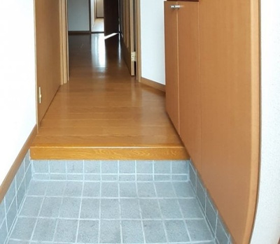 【玄関】 | メゾンセレッソ　Ⅱ | きれいな玄関です