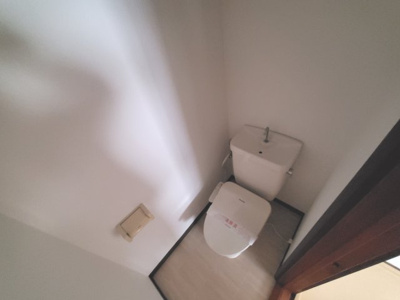 【トイレ】 | コーポ高橋 | ゆったりとした空間のトイレです