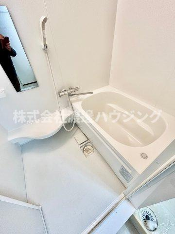 メゾン千里丘G棟の浴室