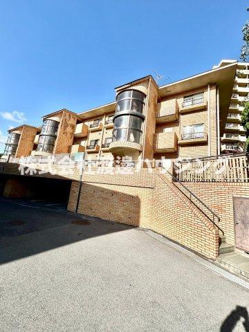 新芦屋ハイタウンの外観