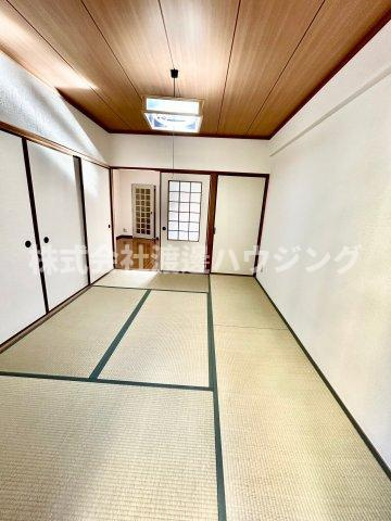 新芦屋ハイタウンの和室