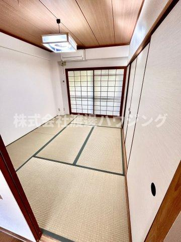 新芦屋ハイタウンの和室