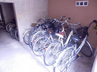 モントワ烏丸御池（旧今人館）の駐車場|駐輪場