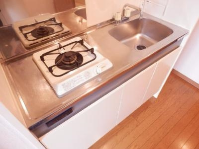 モントワ烏丸御池（旧今人館）のキッチン|ガス１口キッチン