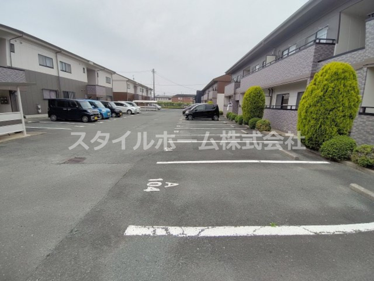 サンライズフジAの駐車場|駐車場完備です