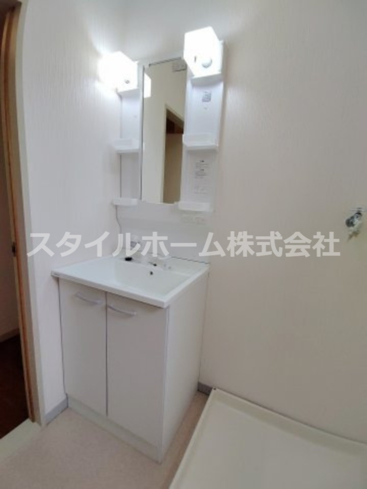 サンライズフジAの洗面所|イメージ写真です。