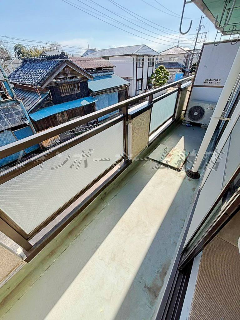 担当エリアのルームアドバイザーが直接対応いたしますのバルコニー|バルコニー付きです
