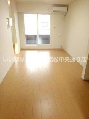 【居間・リビング】 | セレナーデＢ