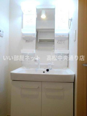 【洗面所】 | セレナーデＢ