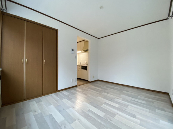 エコ土山の洋室