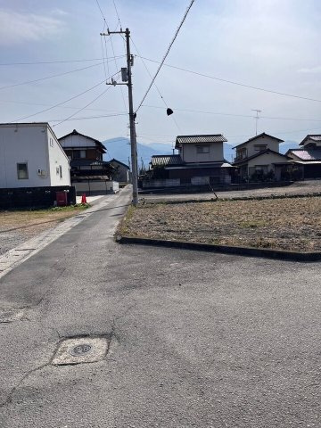西条市小松町新屋敷甲588番1の外観