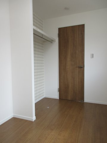 昭島市拝島町4丁目　新築戸建全3棟の洋室|5.0帖