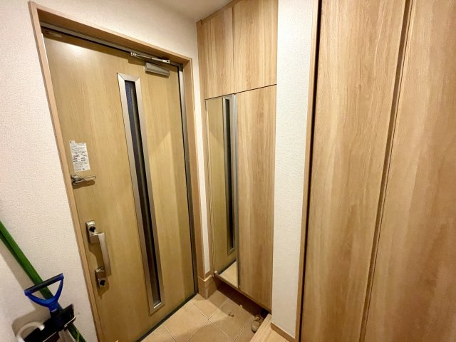 【玄関】 | 山形市西田1丁目　中古物件
