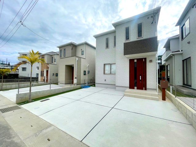 Heartful Town Okinawa　H号棟の駐車場