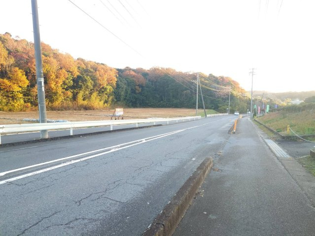 【外観】 | 事業用地にピッタリです。工業用の用地や店舗事務所など大通りに面しております。