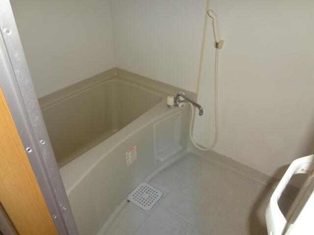 あけぼのハイツの浴室| 