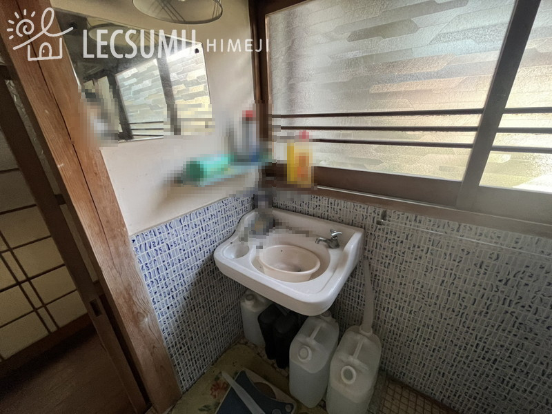 佐用郡佐用町三日月/中古戸建の洗面所