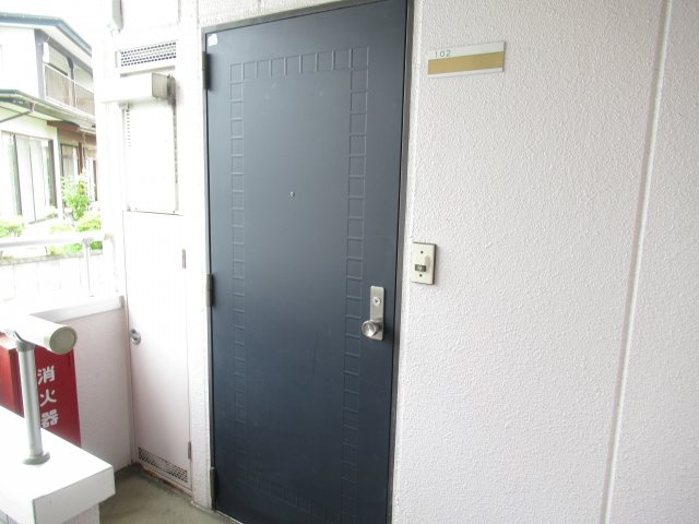 アベニュー中桜田のエントランス