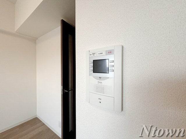 【セキュリティ】 | プレサンス名古屋駅ゲート | モニター付きインターホンです