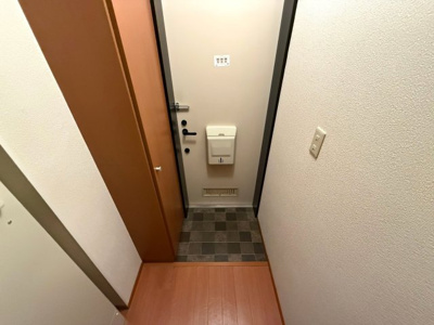 【玄関】 | グレイスコート