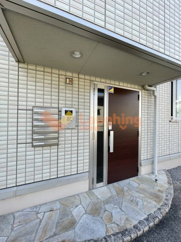 アリス京町壱番館のエントランス